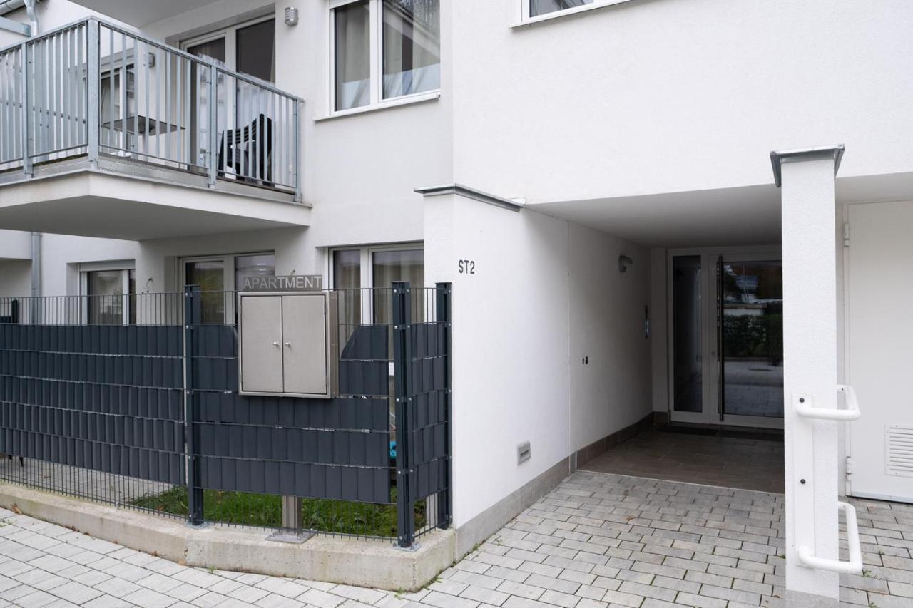 Modern Apartment With Tiny Garden Near City Center Вена Экстерьер фото